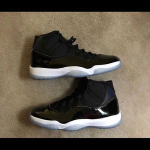 Jordan 11 space jam (Read Description)